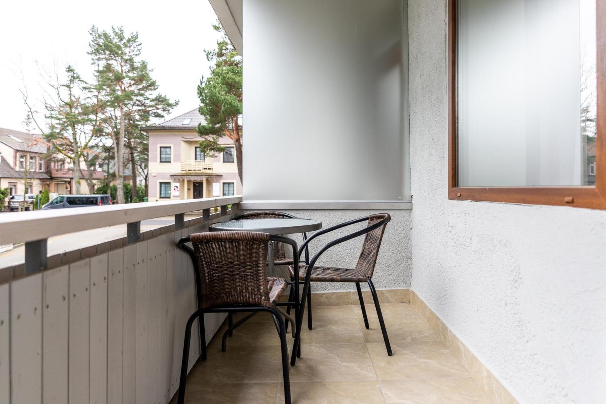 Alkos Namu Apartamentai Palanga Exteriör bild