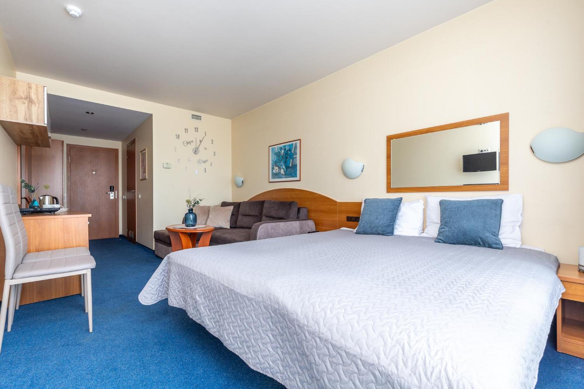 Alkos Namu Apartamentai Palanga Exteriör bild